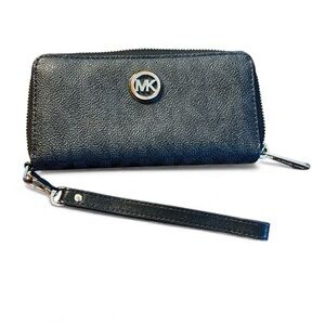 Michael Kors Black Textured Wristlet